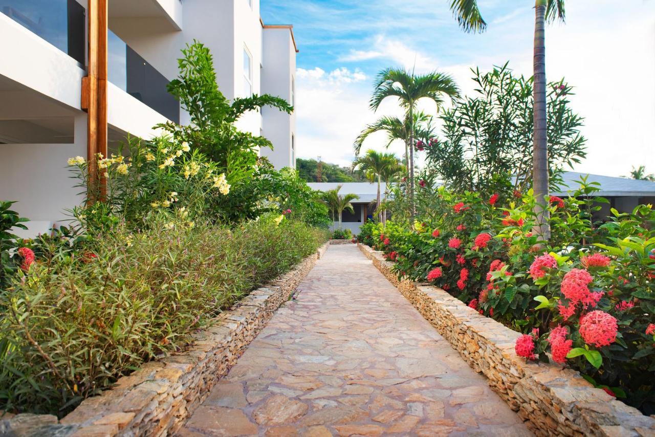 Naboo Resort & Dive Center - Adults Only West Bay Exterior foto
